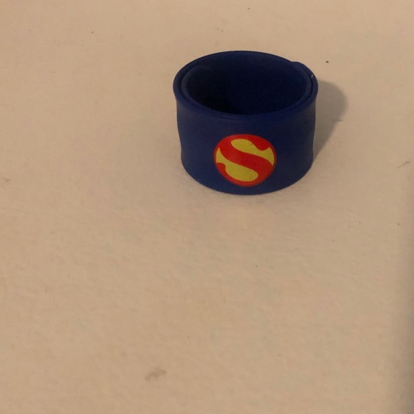 12 New Superhero Stocking Stuffer Slap Bracelets - Picture 5 of 7